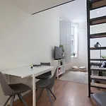 Domus 21 - Entreparedes