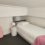 Domus 21 - Entreparedes Apartament *