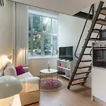 Domus 21 - Entreparedes 아파트 *