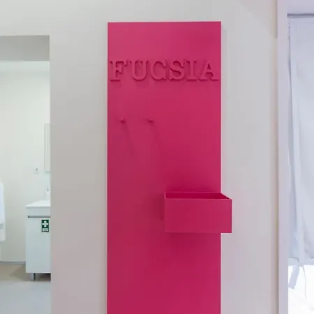 Domus 21 - Entreparedes Apartment