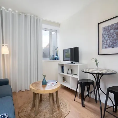 Apartment Domus 21 - Entreparedes Porto