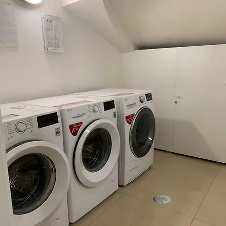 Apartment Domus 21 - Entreparedes