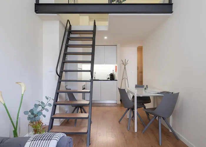 Domus 21 - Entreparedes Oporto