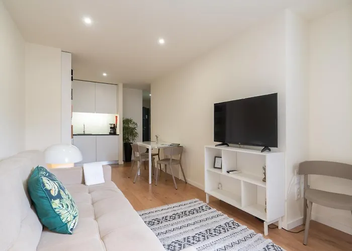 Domus 21 - Entreparedes * 포르투