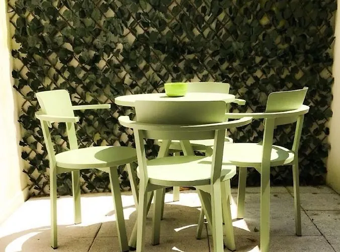 Domus 21 - Entreparedes Apartment *