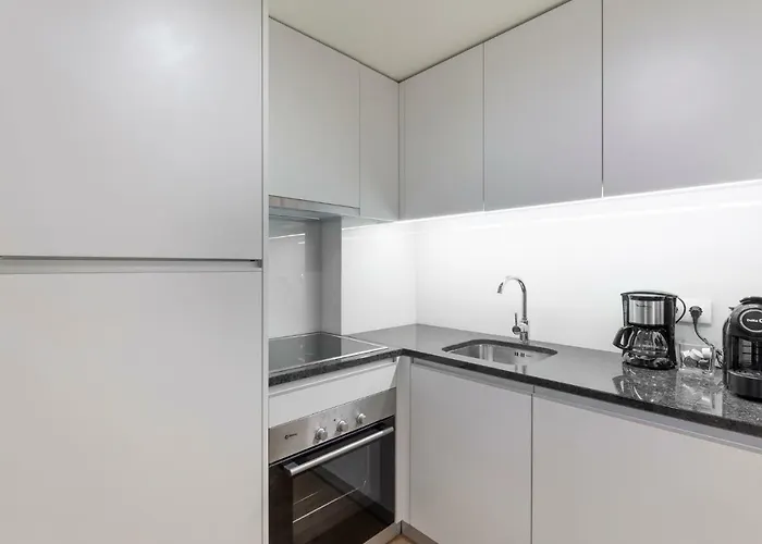 Domus 21 - Entreparedes *